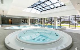 Apartament Green Port Basen&Jacuzzi Kołobrzeg